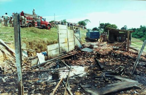 Explosão da fábrica de Santo Antônio de Jesus foi o pior acidente de trabalho do tipo no Brasil - Foto: Abmael Silva/Ag. A Tarde